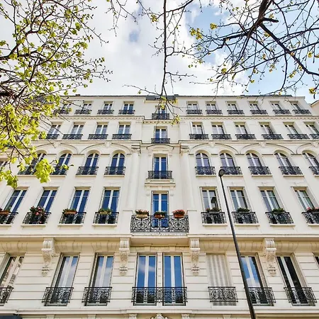 Appartement Belle Vue 2 *