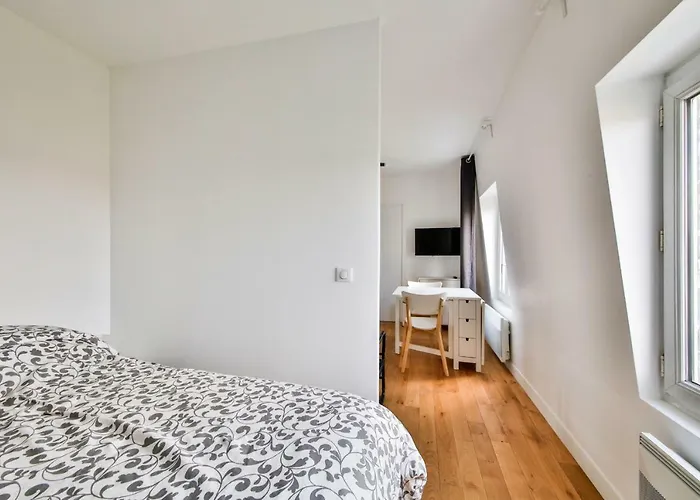 Apartament Belle Vue 2 *